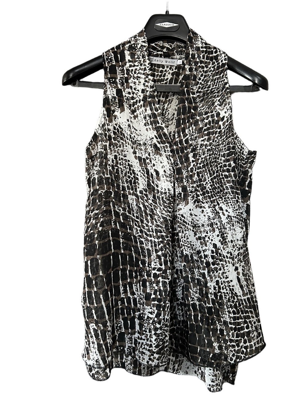 Black & White Sleeveless Printed Blouse